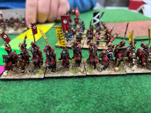Les redoutables cavaliers Samouraïs feront vivre l'enfer aux chevaliers lourds mercenaires ce soir.