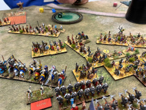Le combat fait rage !