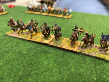 Des éclaireurs de l'ost Teutonique galopent vers l'ennemi.