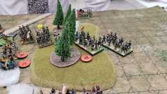 Les Français prennent position dans un petit bois;