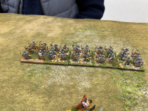 Des archers Gallois Féodaux manœuvrent pour changer de flanc.