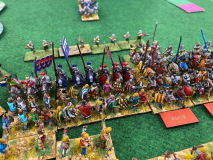 Les chevaliers Siciliens percutent l'infanterie Franque.