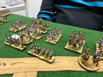 L'armée Française : On y aperçoit notamment des unités de hussards et une batterie !
