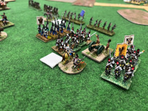 Des unités Autrichiennes progressent sur le champ de bataille.