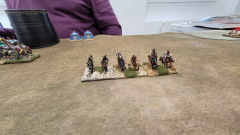 Des éclaireurs Jurchen-Jin reconnaissent le champ de bataille avant l'arrivée de l'armée.