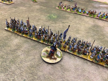 Les lanciers Arabes progressent vite. Au loin, on aperçoit les Vikings !