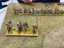Des éclaireurs Arabes découvrent une ligne de Vikings menaçants !