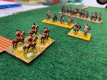 Les éclaireurs Chinois font face à une cavalerie légère et moyenne Perse très importante