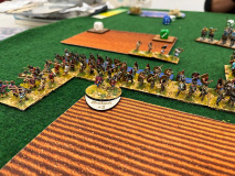 Le corps de Gaulois et de Thraces servant dans l'armée Spartiates au déploiement.