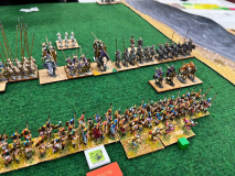 La ligne Séleucide se rapproche rapidement des hoplites Spartiates.