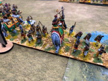 Éléphants des Indiens Classiques aux cotés de leurs archers mixtes.