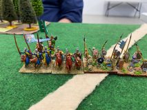 L'armée de l'Empire Ottoman se déploie en forêt.