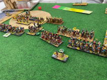 Au centre du champ de bataille, l'engagement a commencé entre les Carthaginois et le Royaume du Bosphore.