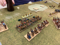 Les gaulois alliés aux Grecs chargent sans relâche la cavalerie légère des Premiers Arabes.