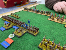 Les légions Romaines Haut Empire tentent d'avancer rapidement sur le champ de bataille.