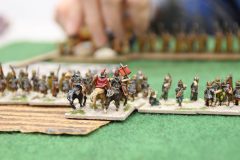 Le général romain du corps d'auxiliaire en train de faire manoeuvrer ses troupes.