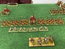 De courageux éclaireurs Indiens font face à l'armée des Royaumes Combattants.