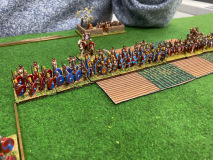 Le solide centre de l'armée Romaine Bas Empire protège un magnifique camp.