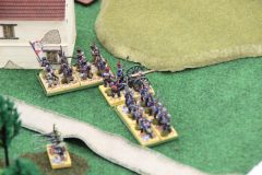 Une pièce d'artillerie Française s'apprête à faire feu !
