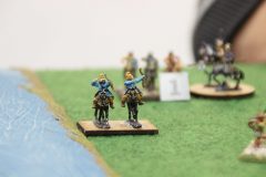 Une cavalerie légère Séleucide longe la côte.