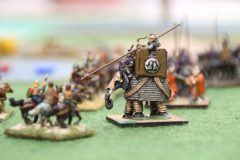 Un éléphant Séleucide repousse une cavalerie lourde Galate.
