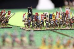 Les troupes Samouraïs se déplacent en rangs compacts.