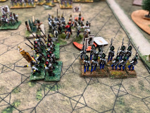 Les Autrichiens tentent de renverser la vapeur, en vain.