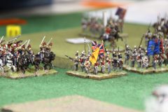 L'infanterie Anglaise se met en carré afin de décourager la cavalerie adverse.