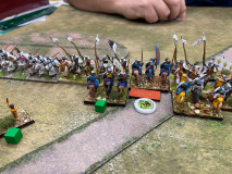 Les chevaliers Teutoniques et Français sont en mêlée. Plutôt équilibré pour l'instant.