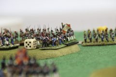 Une batterie d'artillerie Franco-Polonaise prête à faire feu.