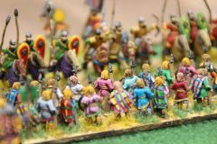 Les lanciers lourds Francs au contact avec les chevaliers Byzantins.