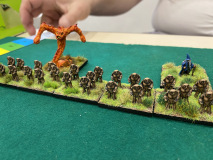 Les élémentaires de terre forment le gros de l'armée.