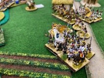 Unité d'infanterie Autrichienne s'engageant dans un champ.