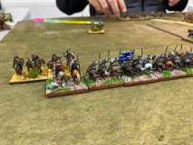 Les cavaliers Normands sont mis sous pression par les éclaireurs des Gallois Féodaux.