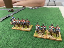 La cavalerie Anglaise se déploie sur l'aile gauche du champ de bataille.
