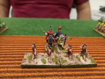 Ces psilois travaillent sous pression avec un général Diadoque les observant juste derrière eux.