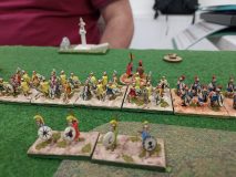 Le général des Diadoques et Successeurs semble réviser son plan avec l'aide de son bras droit.