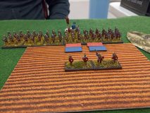 Le général Romain commandant ce corps d'Auxiliaire ne semble pas dans son assiette...