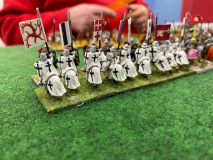 Les Frères de l'Ordre Teutonique en pleine charge sur la ligne Coréenne.