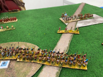 Des hoplites Grecs observent la progression des Extraordinarii Romains République.