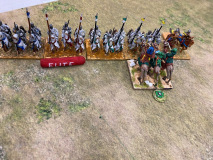 Sur l'aile gauche, les chevaliers Allemands ont pulvérisé les chameaux Touaregs.