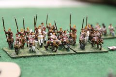 La cavalerie des Royaumes Combattants charge les Perses Sassanides !