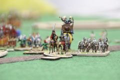 Le général Perse soutient son éléphant !