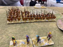 Les hoplites Spartiates se déploient pour affronter leurs compatriotes !