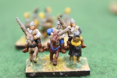 Le Moyen-Age tardif et les premières armes à feu.
