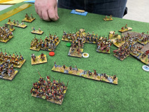 La bataille fait rage entre les Carthaginois et les Grecs.
