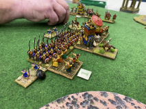 Les phalanges Séleucides aux prises avec les vestiges de l'armée Indienne.