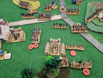 Les tirailleurs Brunswickois  et Anglais arrivent au contact des défenses Ottomanes.