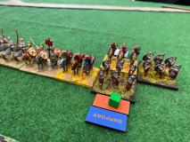 Les auxiliaires Romains Haut Empire en mauvaise posture face à la cavalerie lourde des Romains Bas Empire.