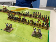 Les cavaliers lourds arc Byzantins Nicéphoriens chargent la cavalerie Kurde.